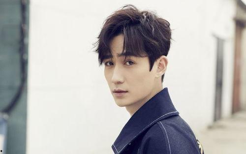 袁冰妍爆料朱一龙视频,揭秘明星幕后故事