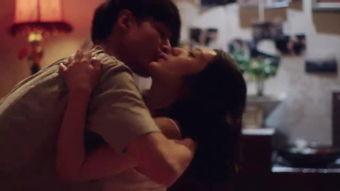 轻吻在线观看,浪漫邂逅，心动瞬间